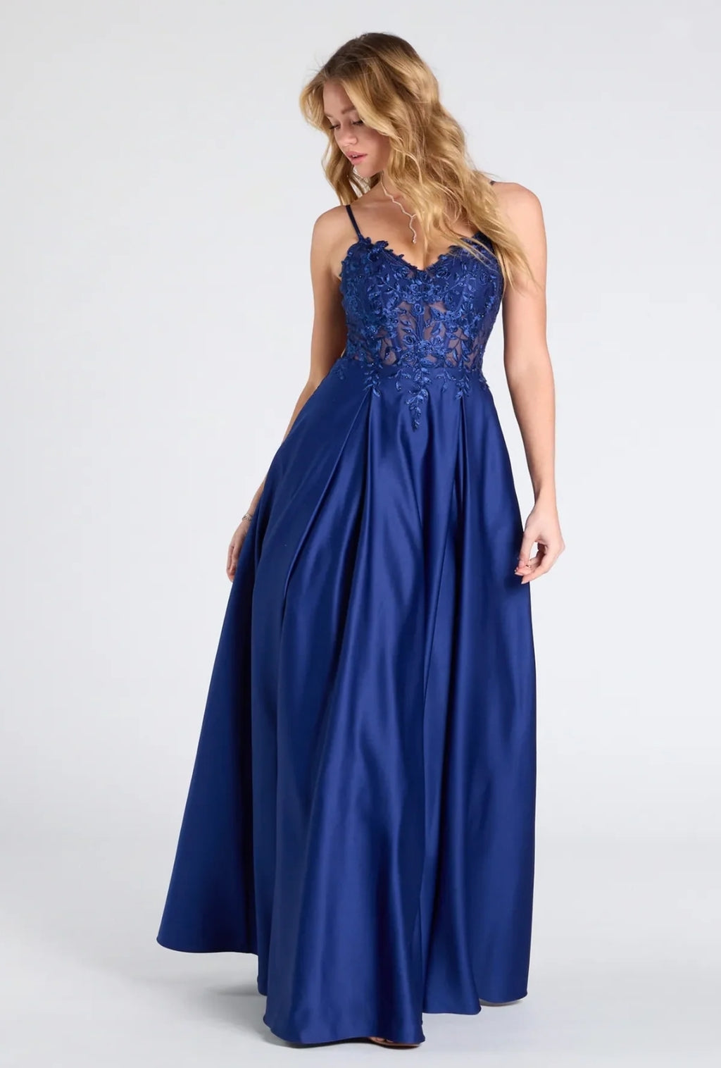 Vestido Myra bordado floral