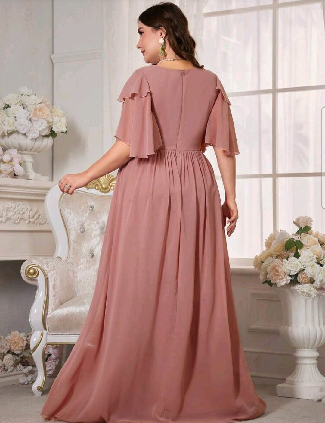 Vestido rosa canela manga corta cuello V