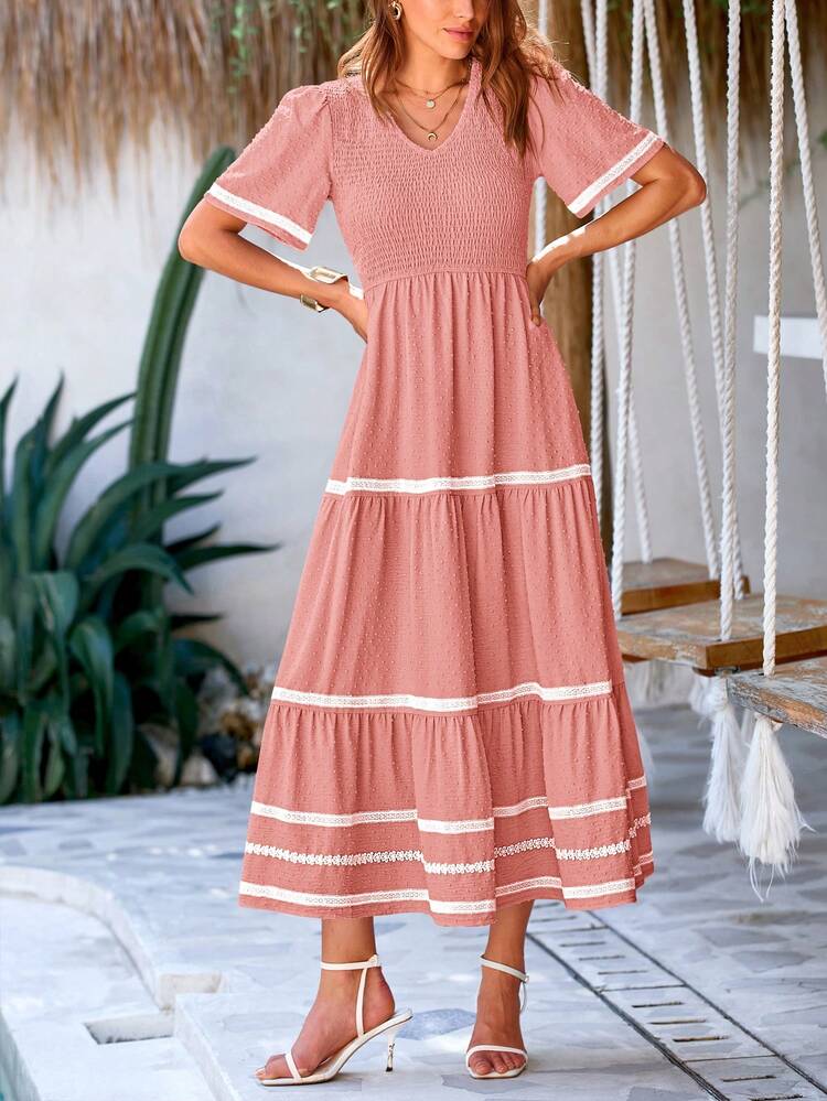 Vestido casual palo rosa con rayas blancas