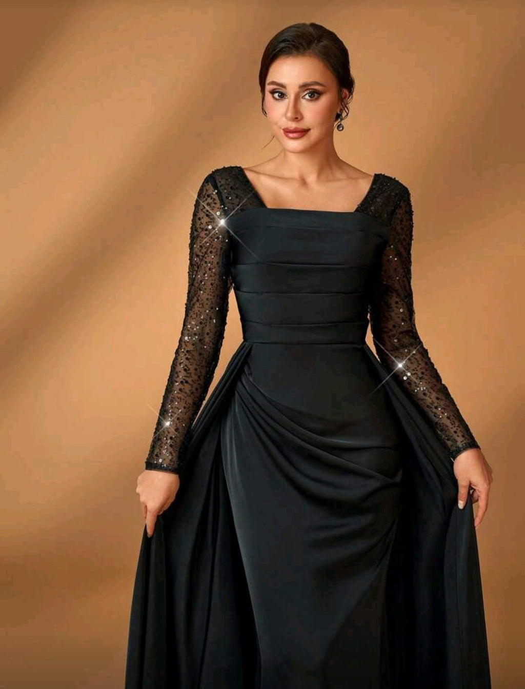 Vestido satinado manga larga