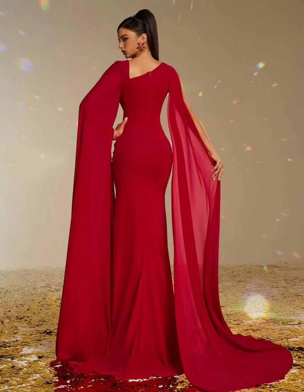 Vestido rojo cherry manga capa con abertura lateral