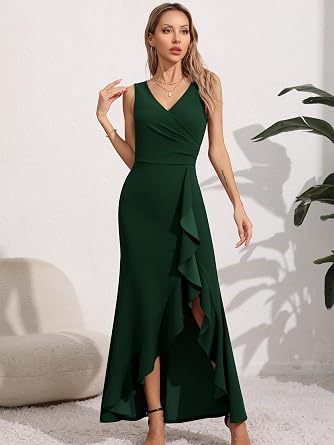 Vestido verde oscuro con escote en V sin manga