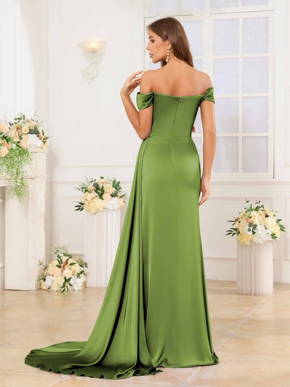 Vestido verde lima satinado de manga caída