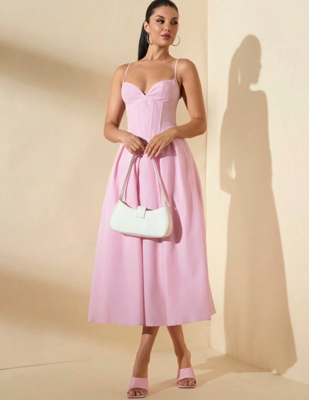 Vestido rosado corte A escote corazón