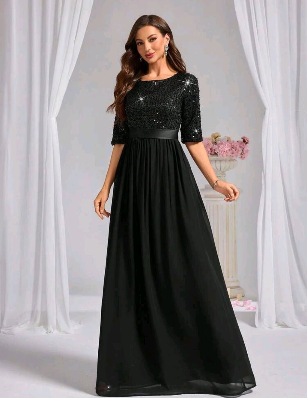 Vestido negro lentejuelas manga 3/4 y falda chiffon