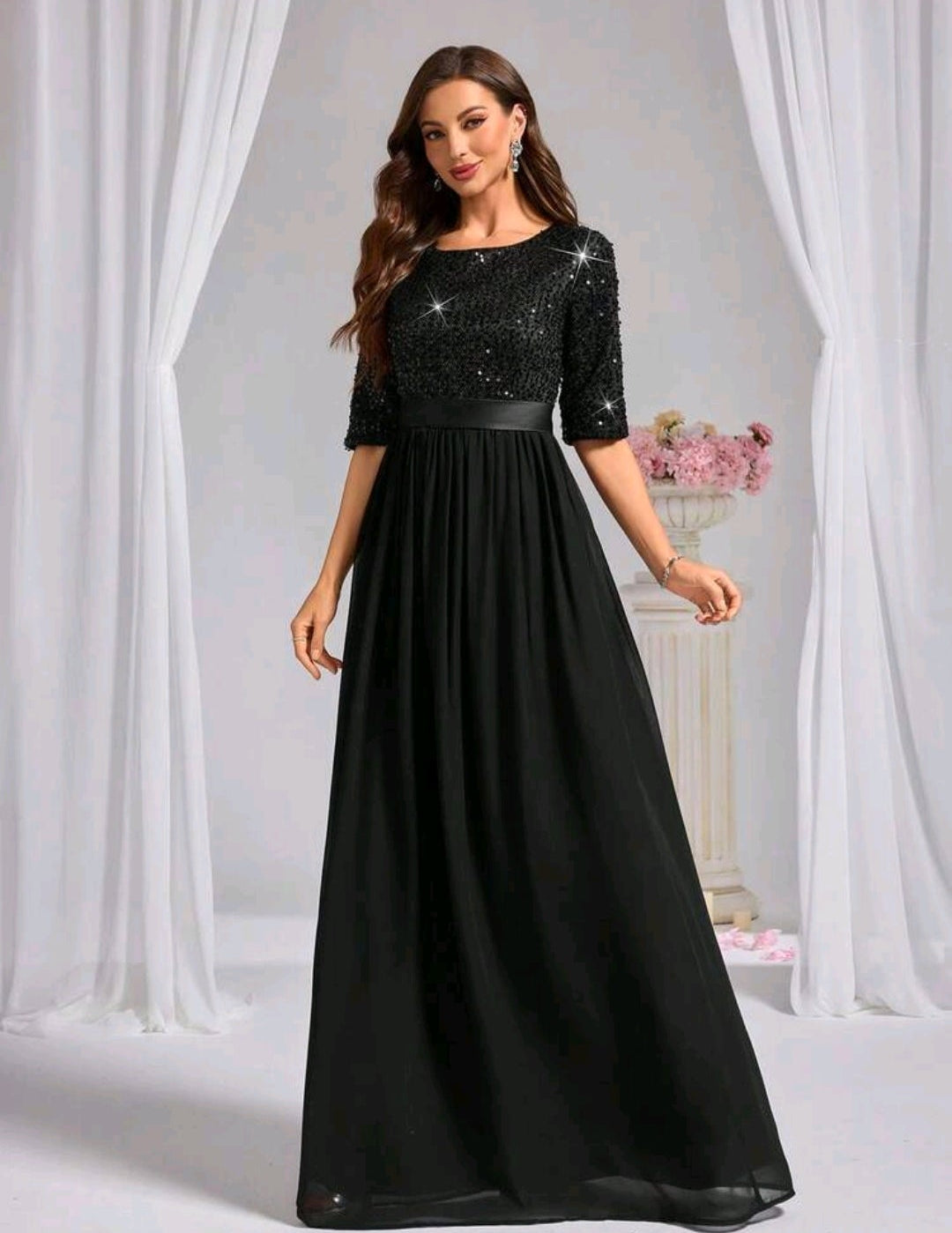 Vestido negro lentejuelas manga 3/4 y falda chiffon