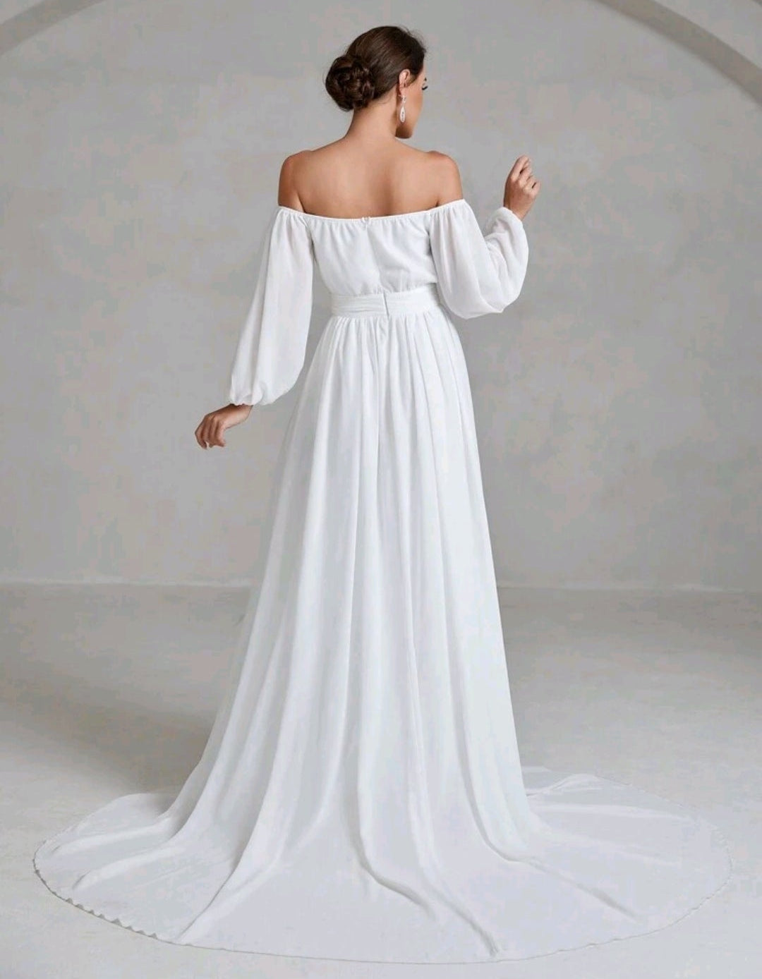 Vestido de Novia Chiffon "Elegancia Etérea" – Escote Corazón y Mangas Poeta