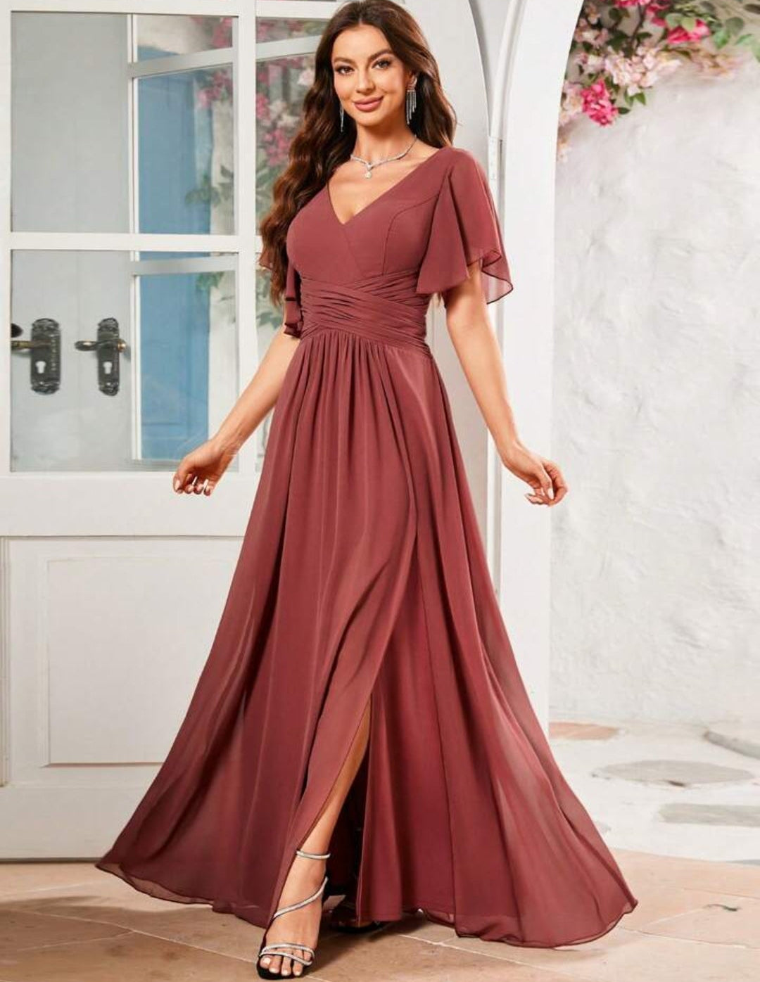 Vestido con escote en V corte A manga mariposa