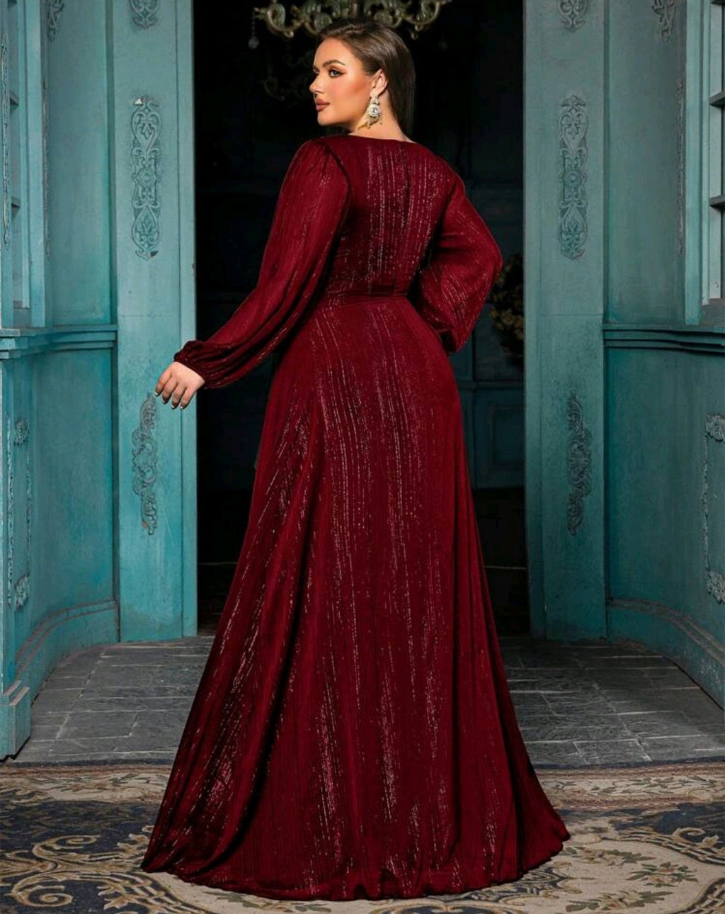 Vestido vino oscuro manga larga con brillo