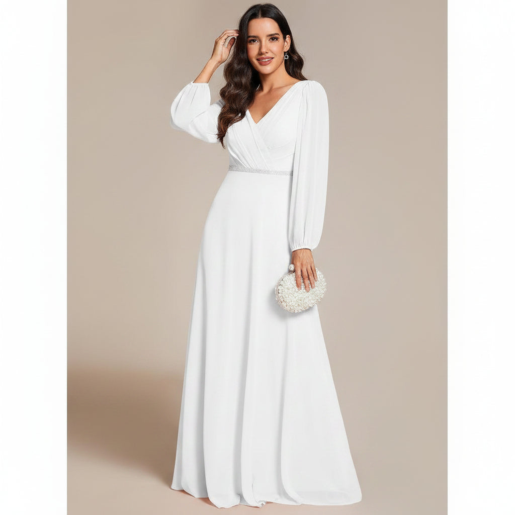 Vestido blanco manga larga corte A con aplicación plateada