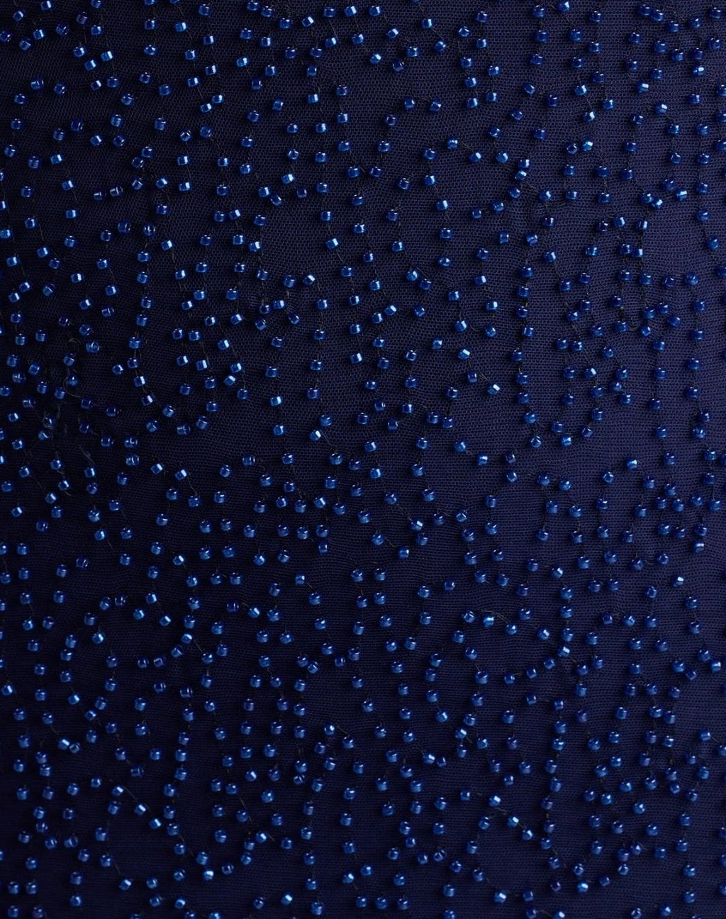 Vestido Aiza azul marino pedrería con escote pronunciado