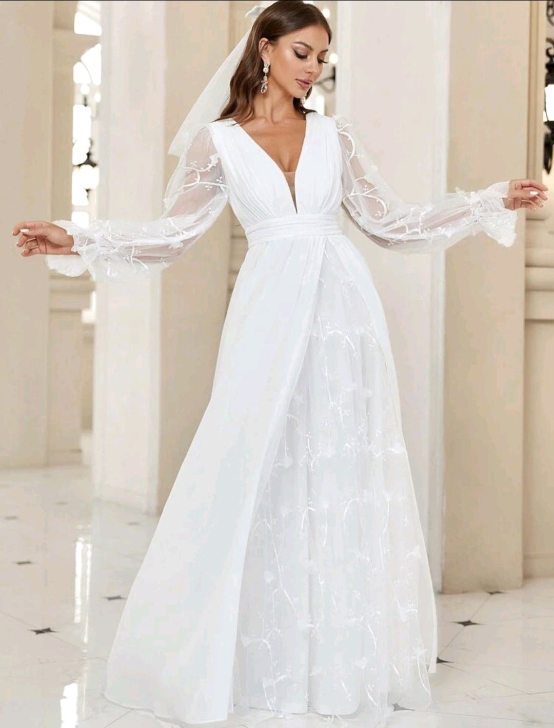Vestido de Novia/Formal A-Line con Escote en V y Mangas de Gasa Bordadas