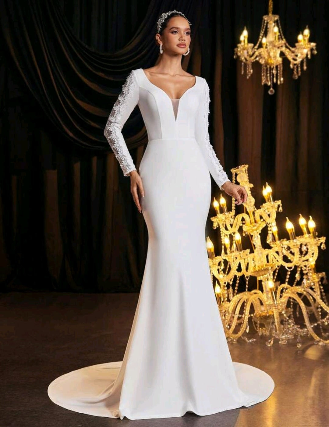Vestido de Novia – Sirena Minimalista con Espalda de Ensueño