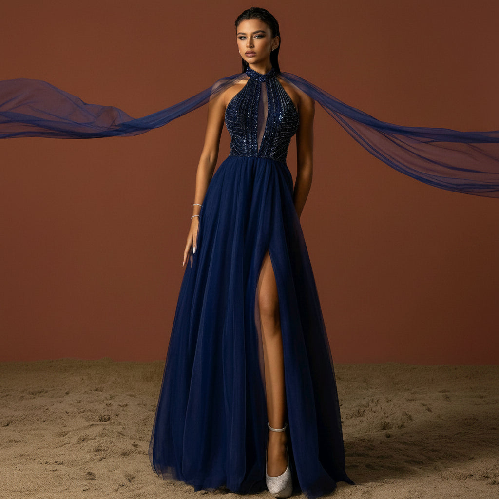 Vestido Zaira azul marino con pedrería y tul
