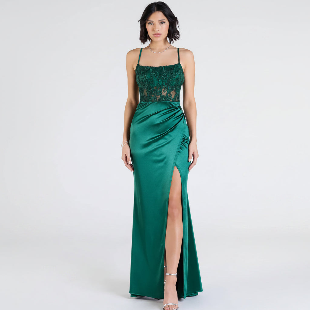 Vestido Dania verde esmeralda con aplicación encaje y transparencia