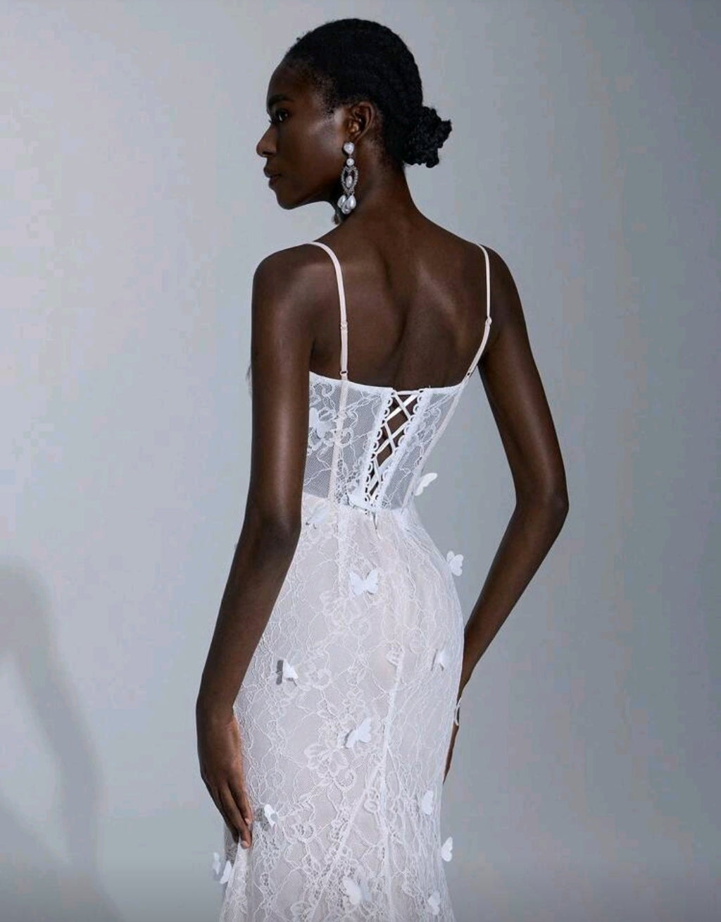 Vestido de novia con un toque de fantasía moderna