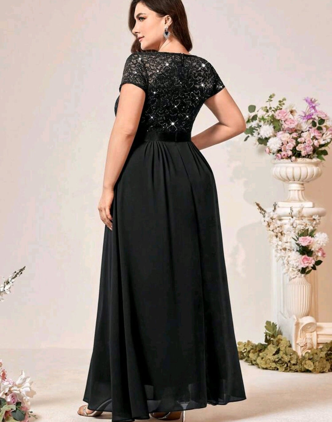 Vestido negro encaje lentejuelas falda chiffon