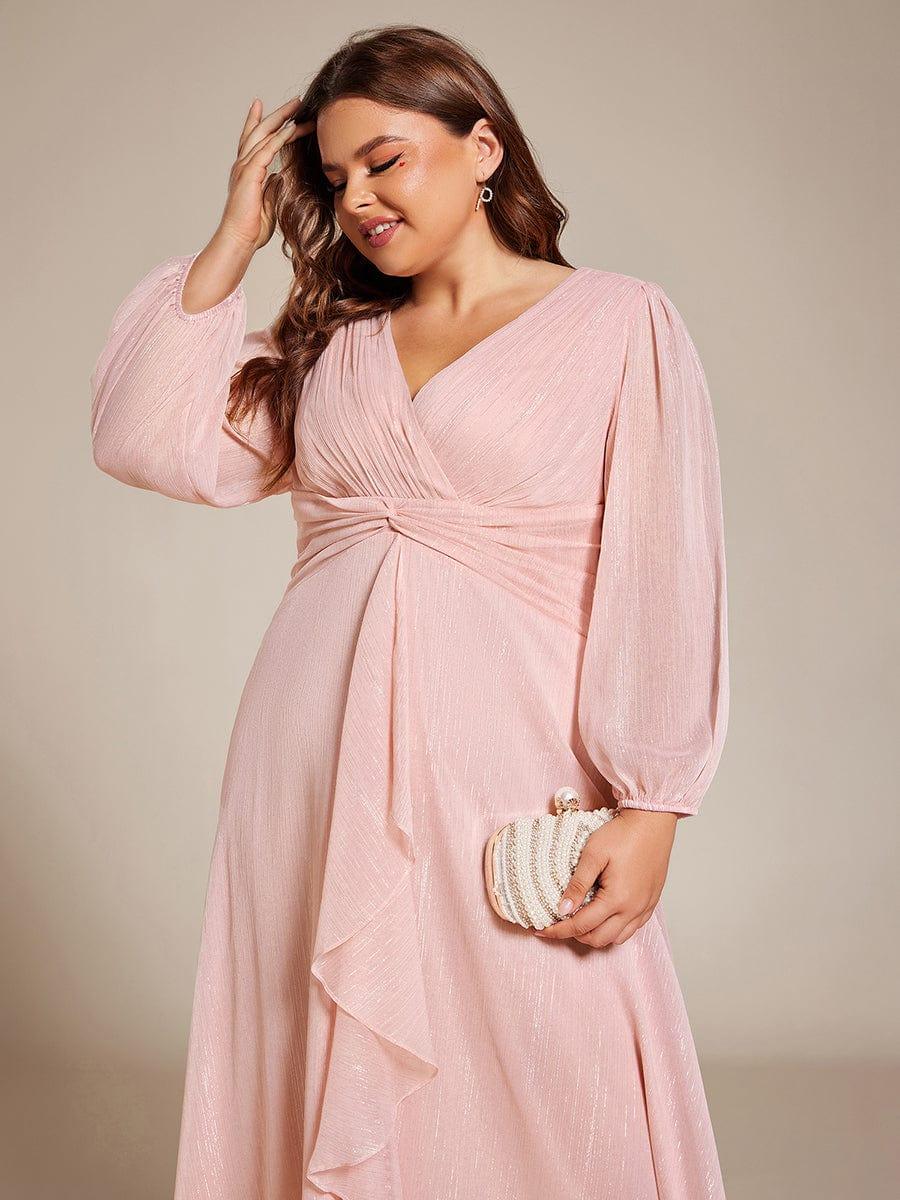 Vestido rosado manga larga con brillo sutil