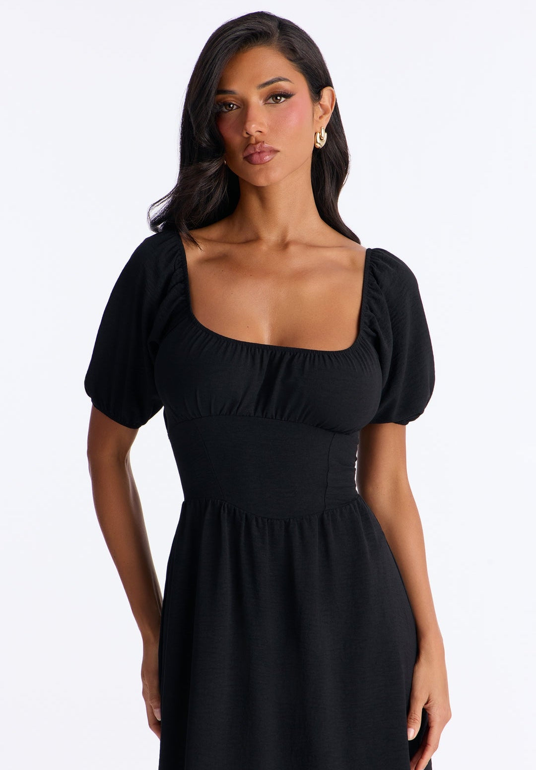 Vestido negro casual midi