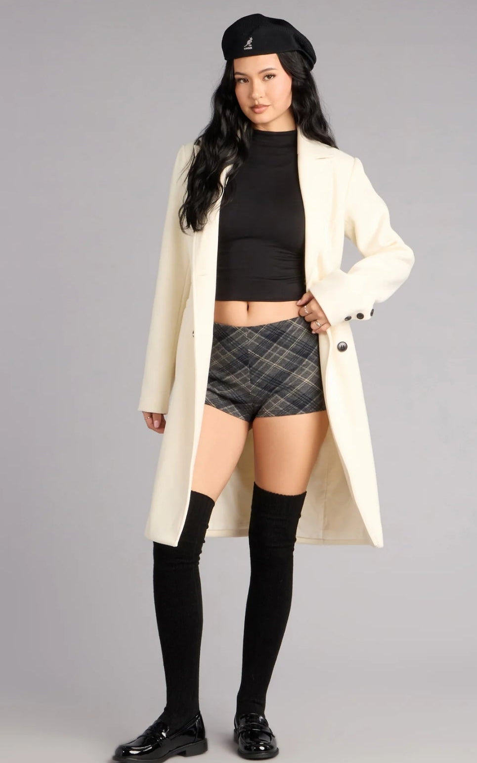 Cardigan Ivory botones negros