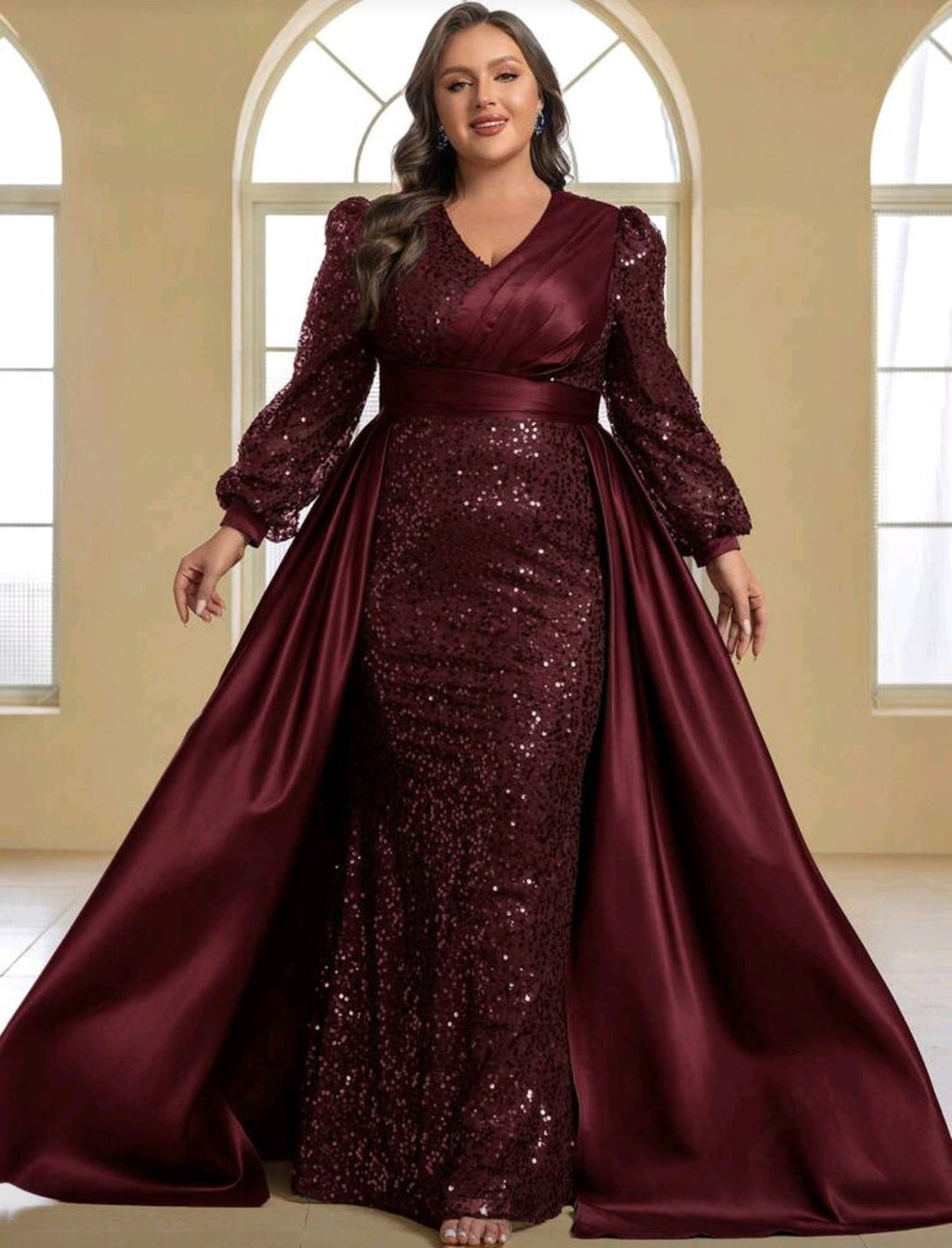 Vestido vino lentejuelas y falda satinada manga larga
