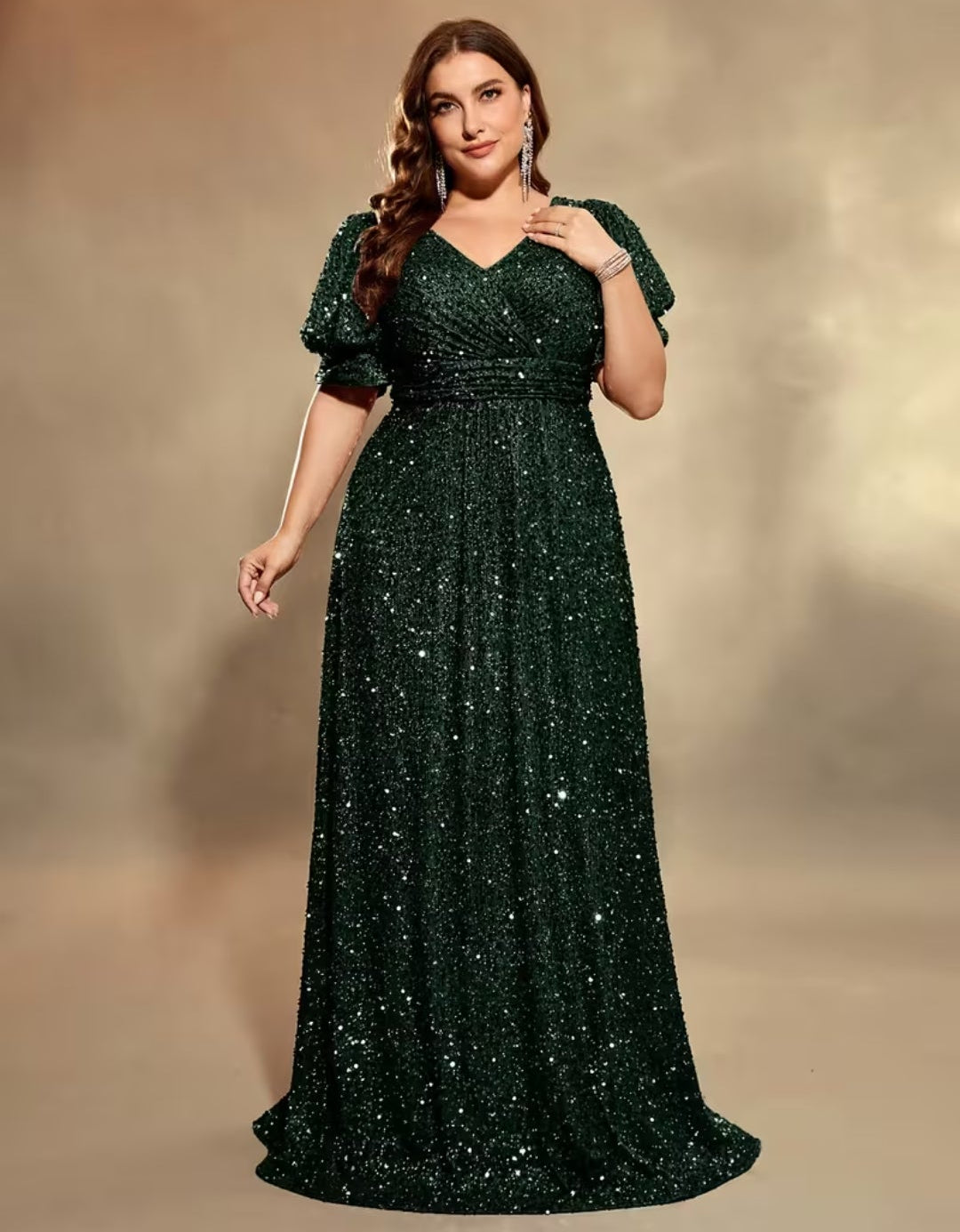 Vestido verde esmeralda manga corta