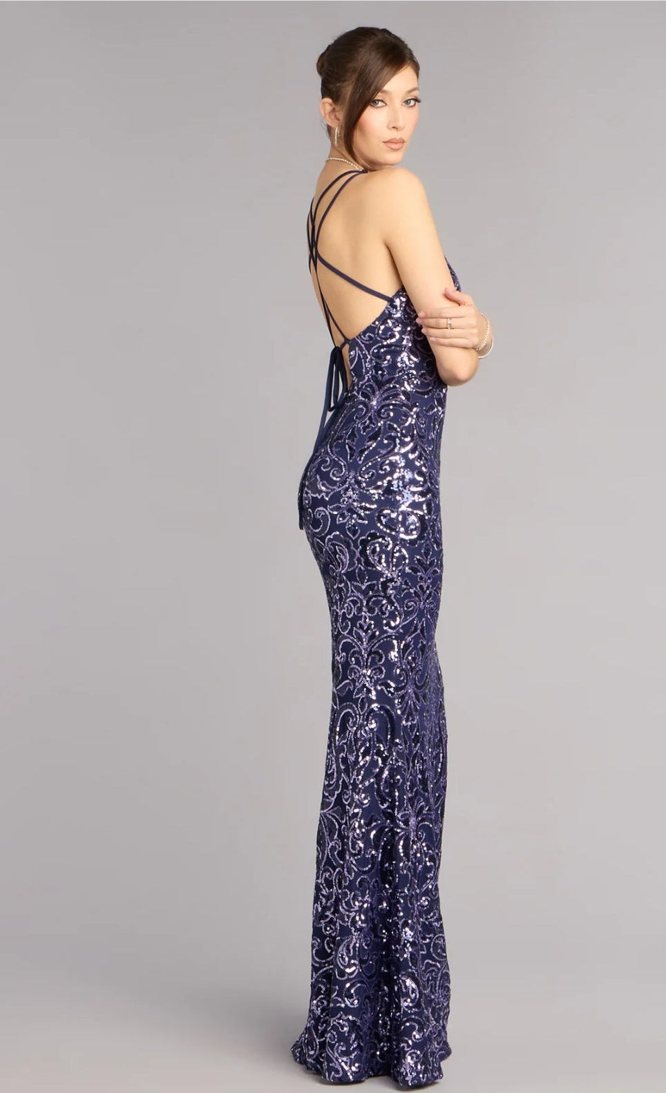 Vestido Emely azul/morado tornasol con espalda semi abierta