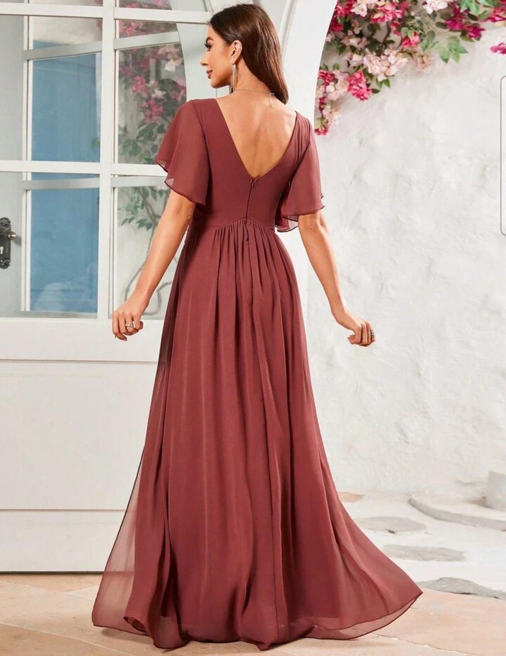 Vestido con escote en V corte A manga mariposa